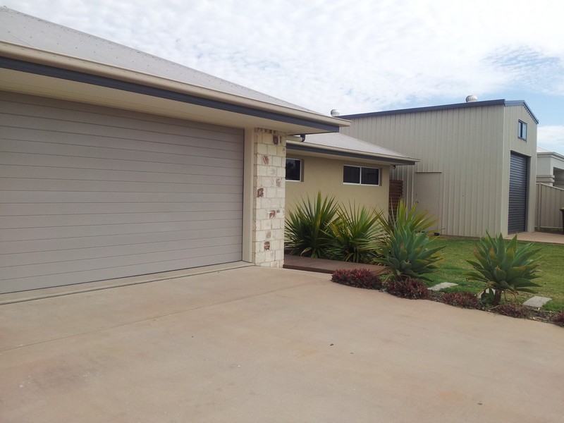 3 Cook Close, Emerald QLD 4720