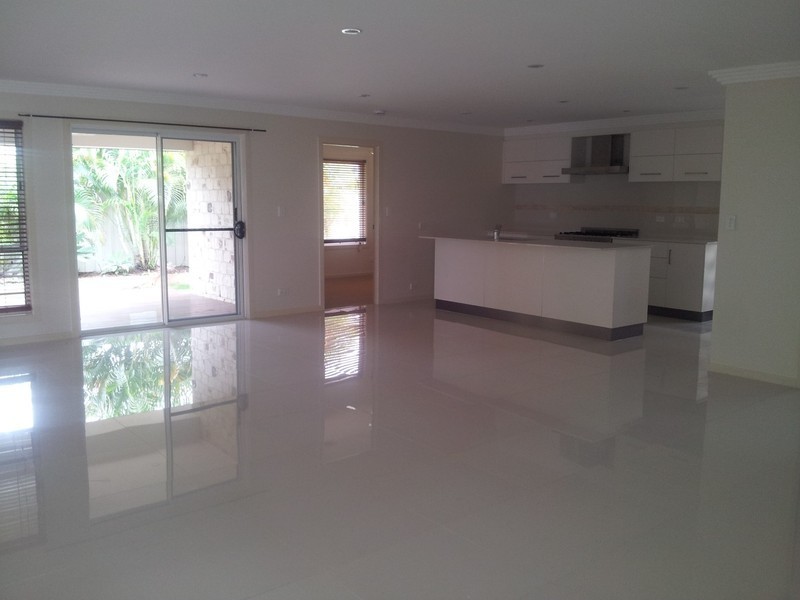 3 Cook Close, Emerald QLD 4720