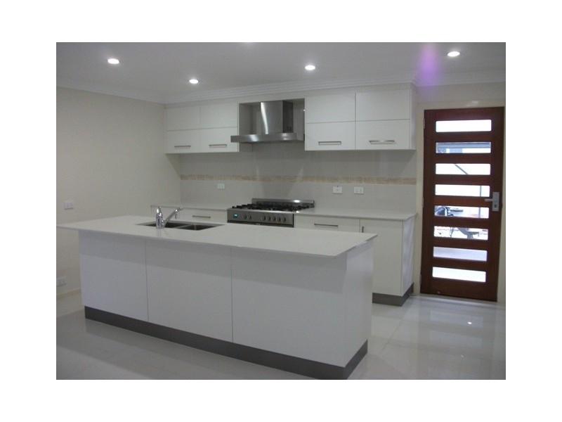 3 Cook Close, Emerald QLD 4720