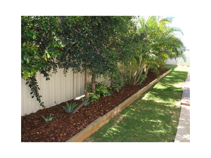 3 Cook Close, Emerald QLD 4720