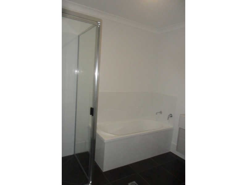 1/3 Parkway Street, Emerald QLD 4720