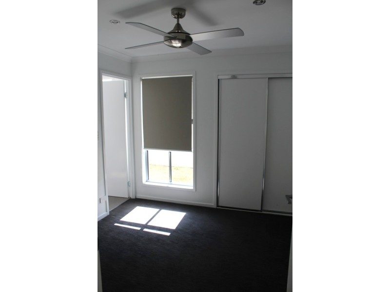 87 Loch Street, Emerald QLD 4720