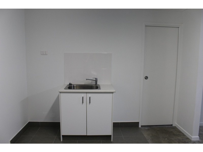 87 Loch Street, Emerald QLD 4720