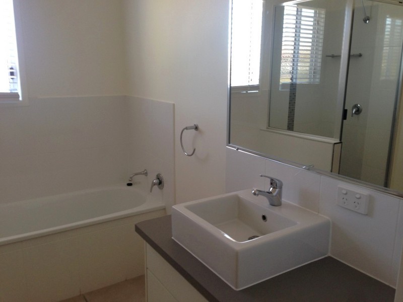 16/55a Gray Street, Emerald QLD 4720