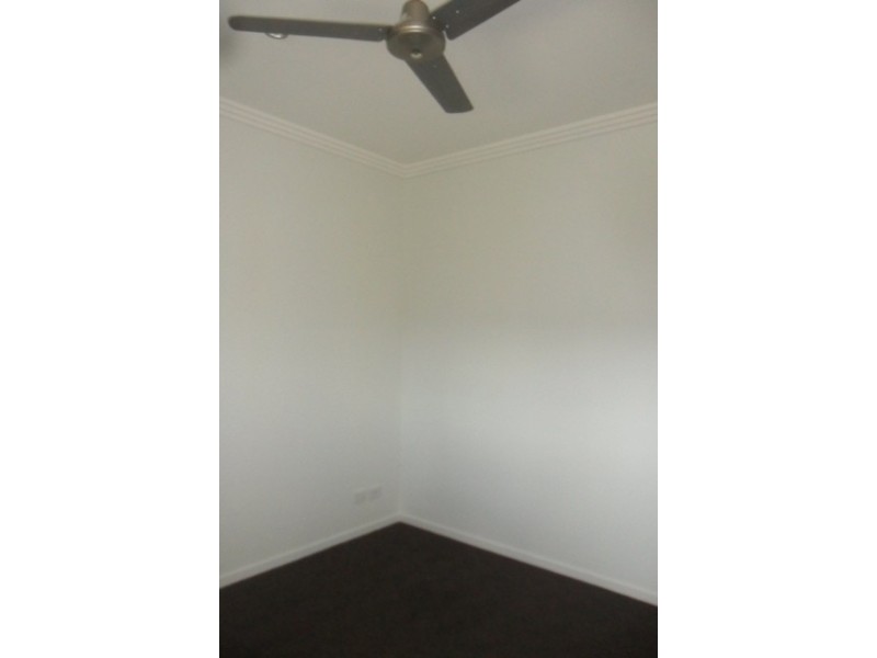 85 Loch Street, Emerald QLD 4720