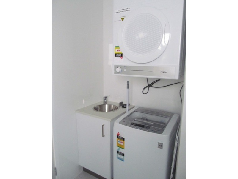 2/32 Opal Street, Emerald QLD 4720