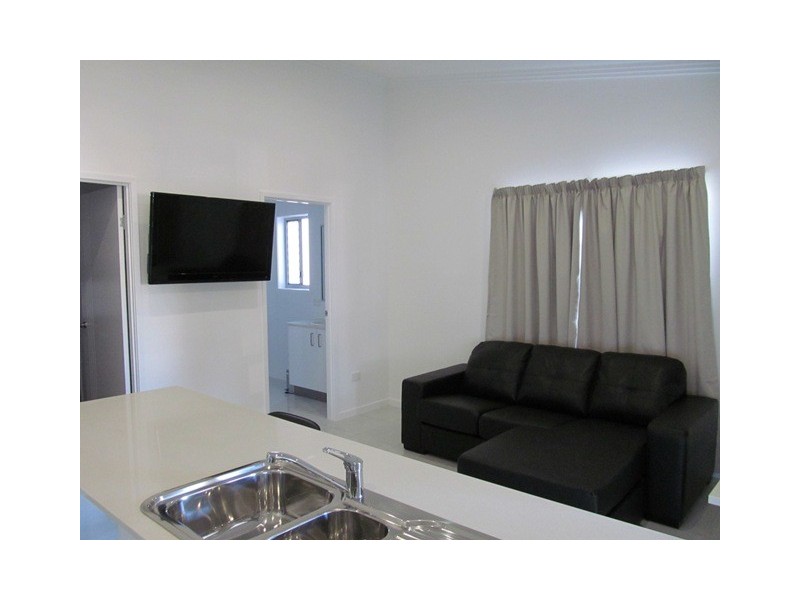 4/32 Opal Street, Emerald QLD 4720