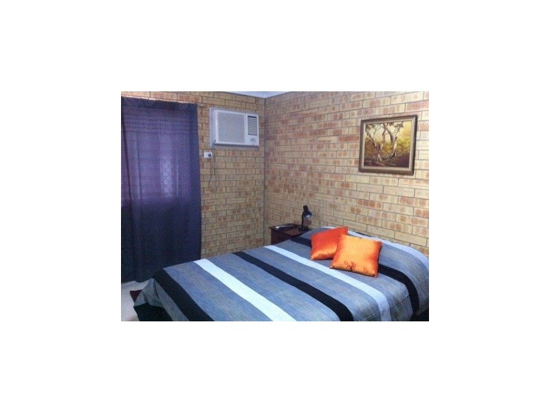 1/40 Dawn Crescent, Emerald QLD 4720