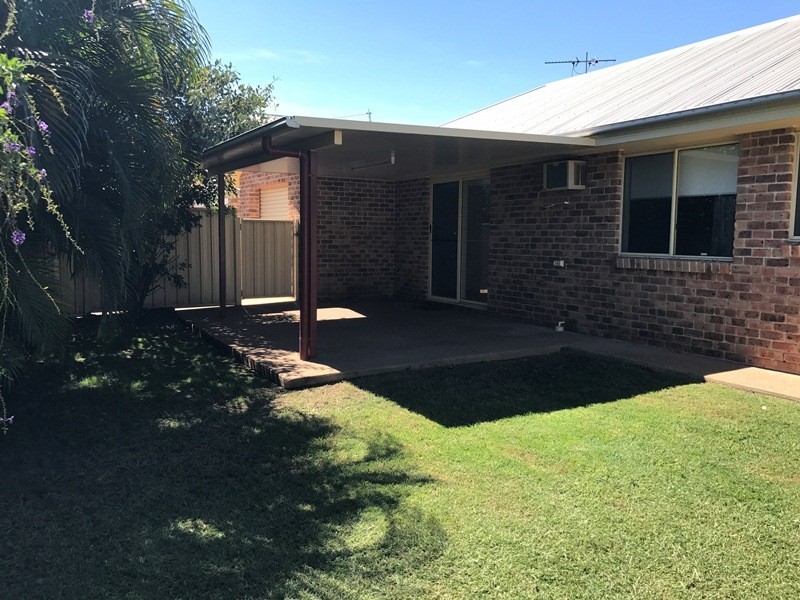 25 Esmond Street, Emerald QLD 4720