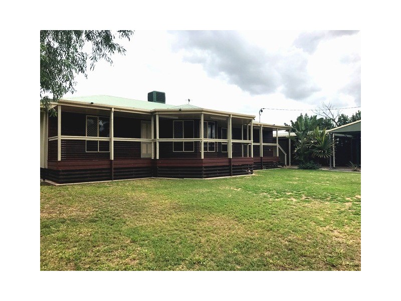 10 Clark Drive, Emerald QLD 4720