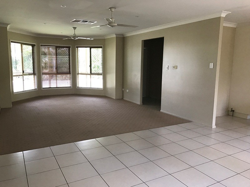 10 Clark Drive, Emerald QLD 4720