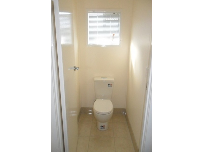 25 Centenary Drive, Emerald QLD 4720