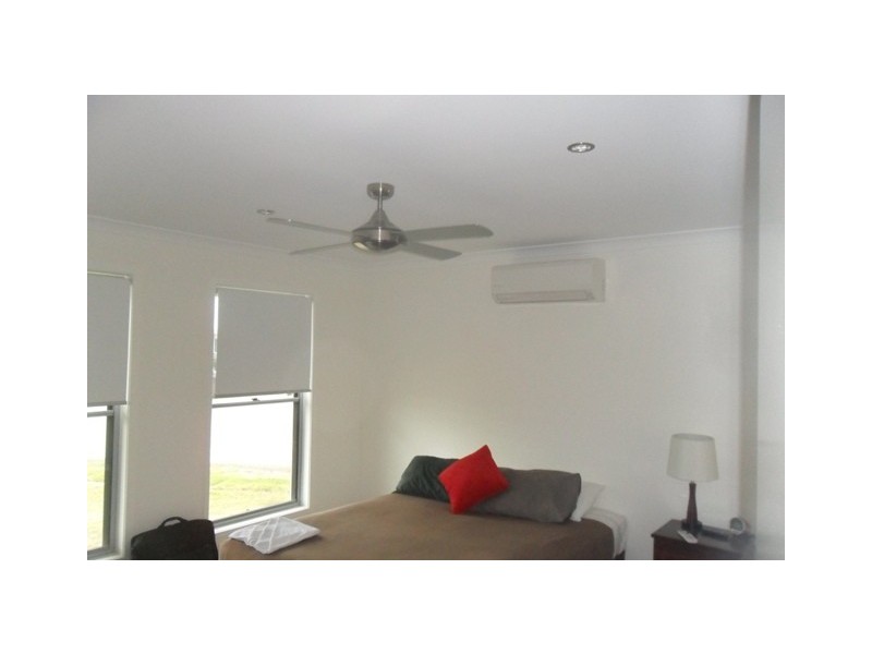 14 Whitney Street, Emerald QLD 4720