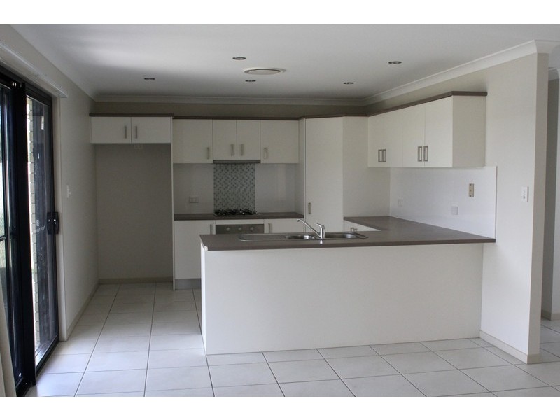 164 Opal Street, Emerald QLD 4720