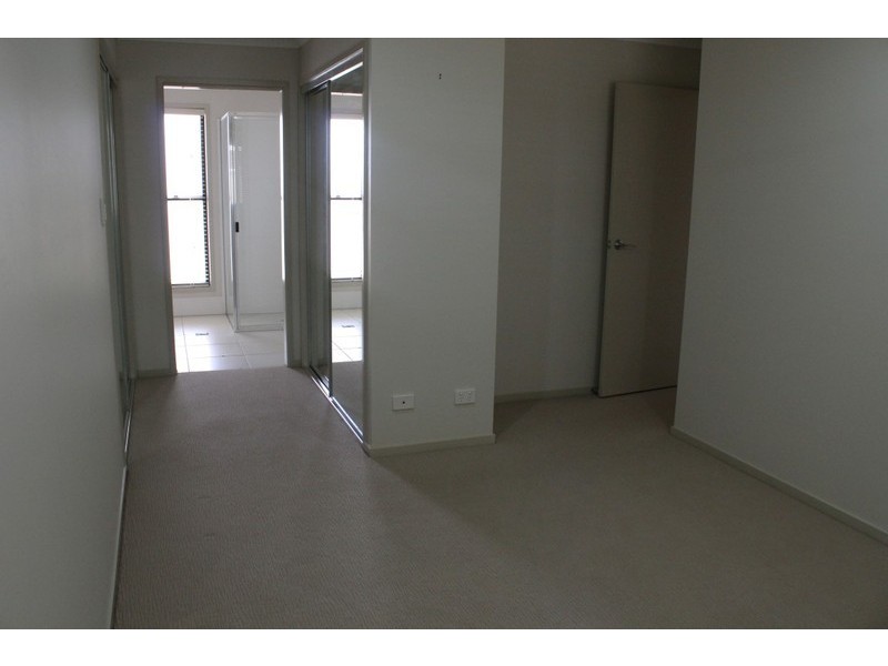164 Opal Street, Emerald QLD 4720