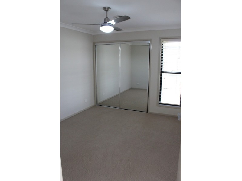 164 Opal Street, Emerald QLD 4720