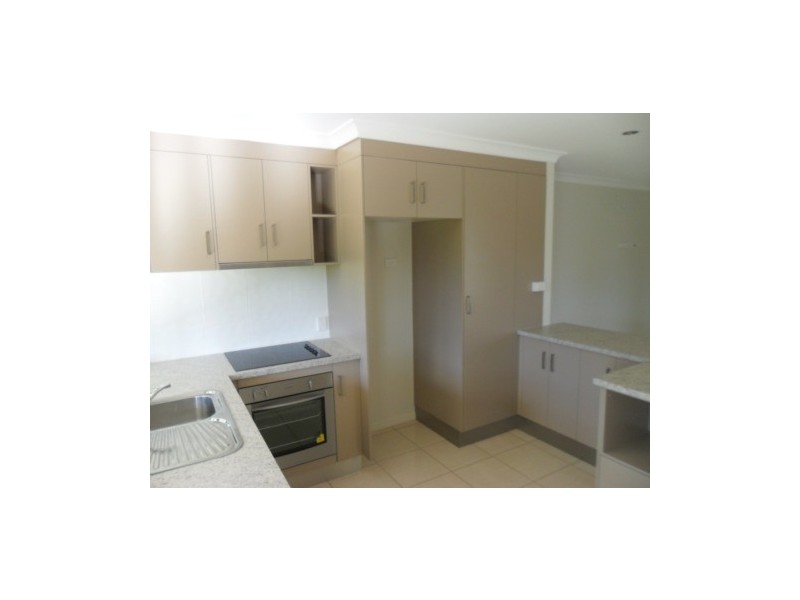 10/20 Riverview Street, Emerald QLD 4720
