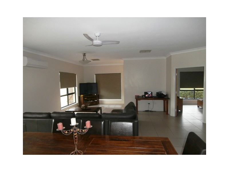 21 Kidd Street, Emerald QLD 4720