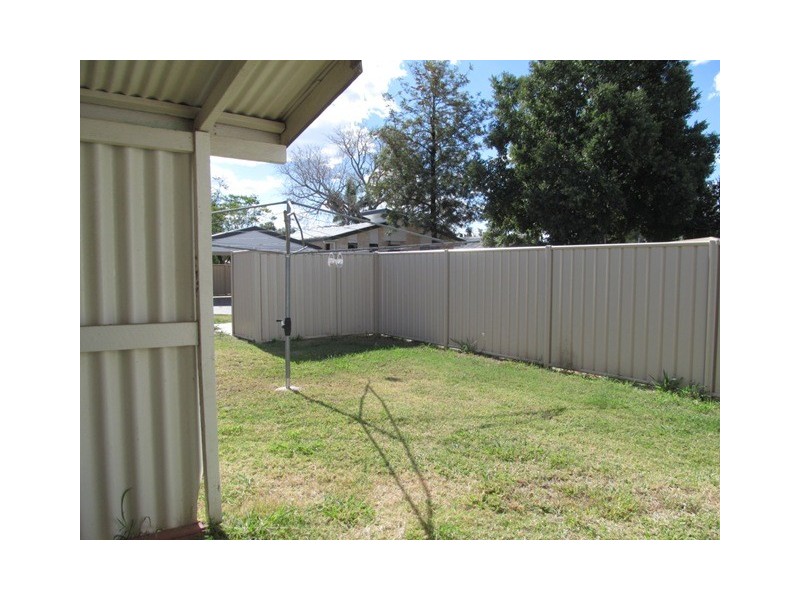 103 Anakie Street, Emerald QLD 4720