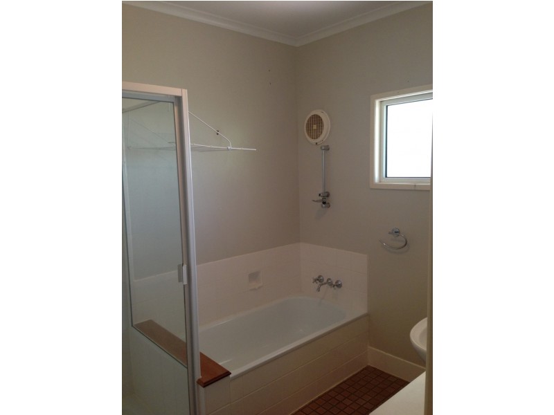 3/20 Esmond Street, Emerald QLD 4720