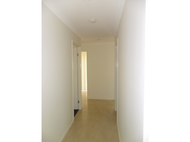 5 Lightening Street, Emerald QLD 4720