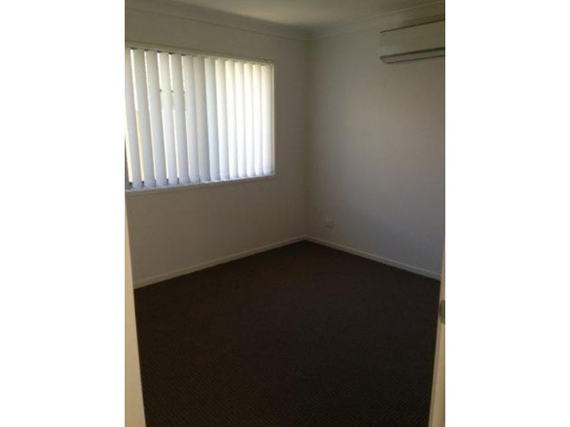 12 Jade Street, Emerald QLD 4720