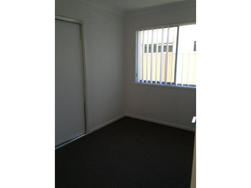 12 Jade Street, Emerald QLD 4720