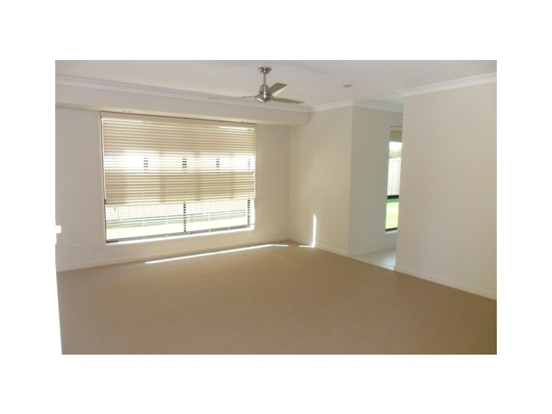 152 Opal Street, Emerald QLD 4720