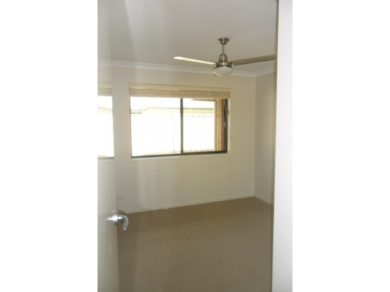 152 Opal Street, Emerald QLD 4720