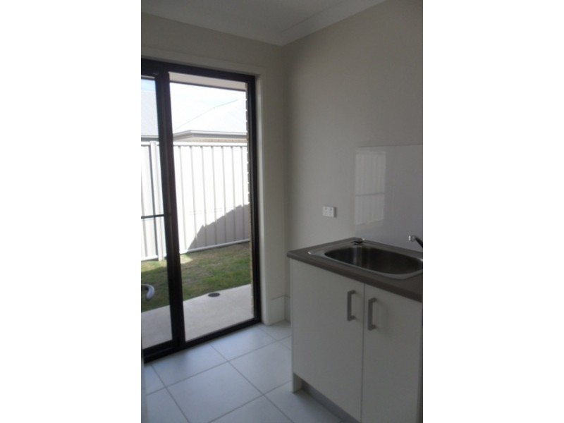 152 Opal Street, Emerald QLD 4720