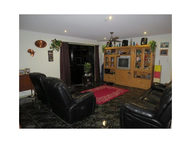 10 Morgan Place, Emerald QLD 4720