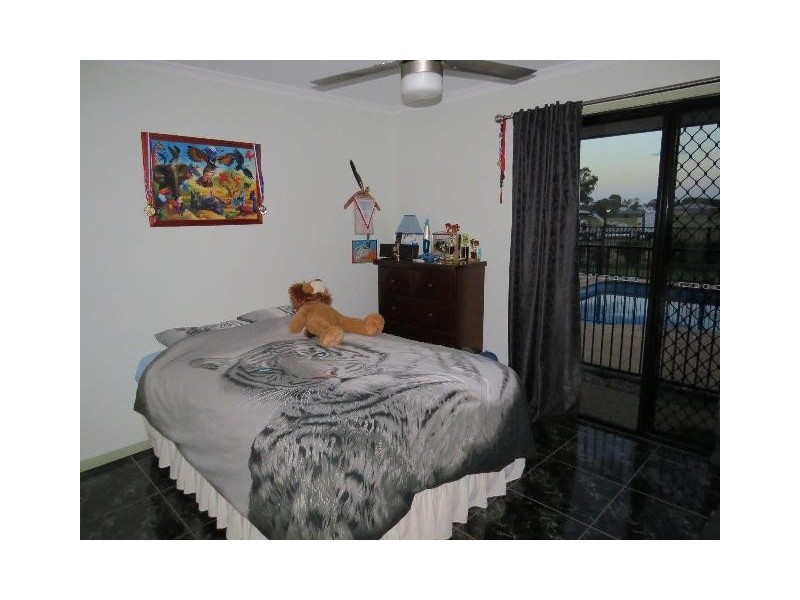 10 Morgan Place, Emerald QLD 4720