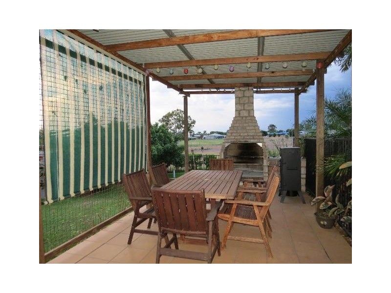 10 Morgan Place, Emerald QLD 4720