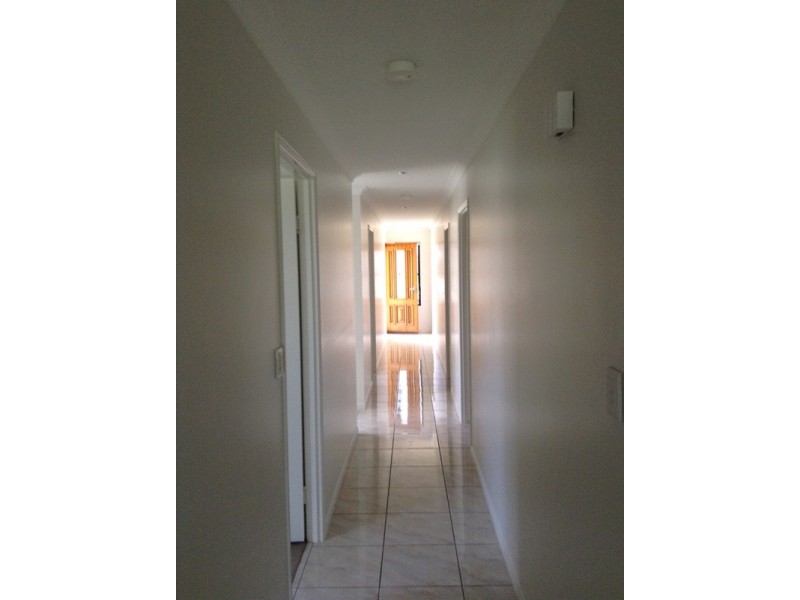 2/11 Moriarty Street, Emerald QLD 4720