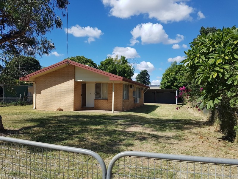 44 Moody Street, Emerald QLD 4720