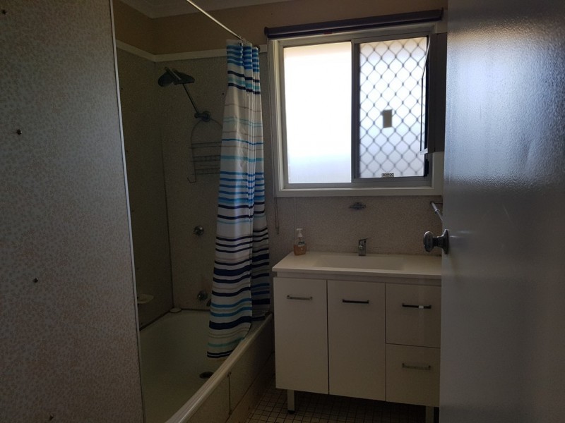 44 Moody Street, Emerald QLD 4720