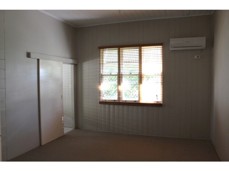 26 Gray Street, Emerald QLD 4720