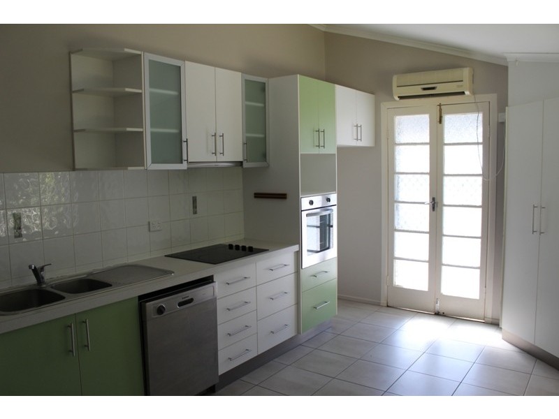 26 Gray Street, Emerald QLD 4720