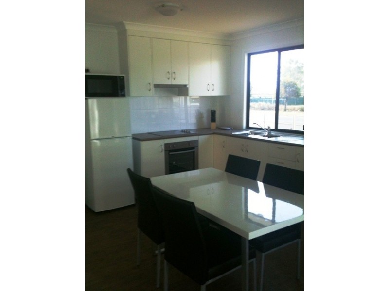 79D Roberts Street, Emerald QLD 4720