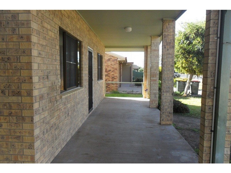 60 Gray Street, Emerald QLD 4720