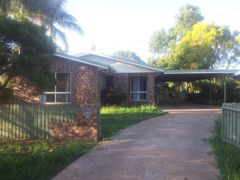 106 Gray Street, Emerald QLD 4720
