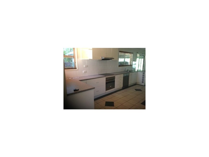 106 Gray Street, Emerald QLD 4720