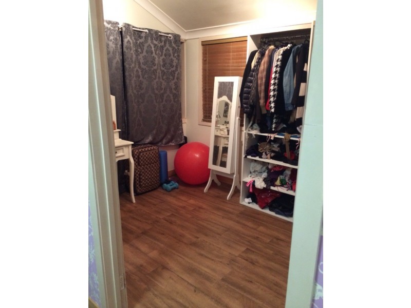 17 New Street, Emerald QLD 4720