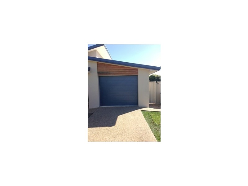 6 Grange Crt, Emerald QLD 4720