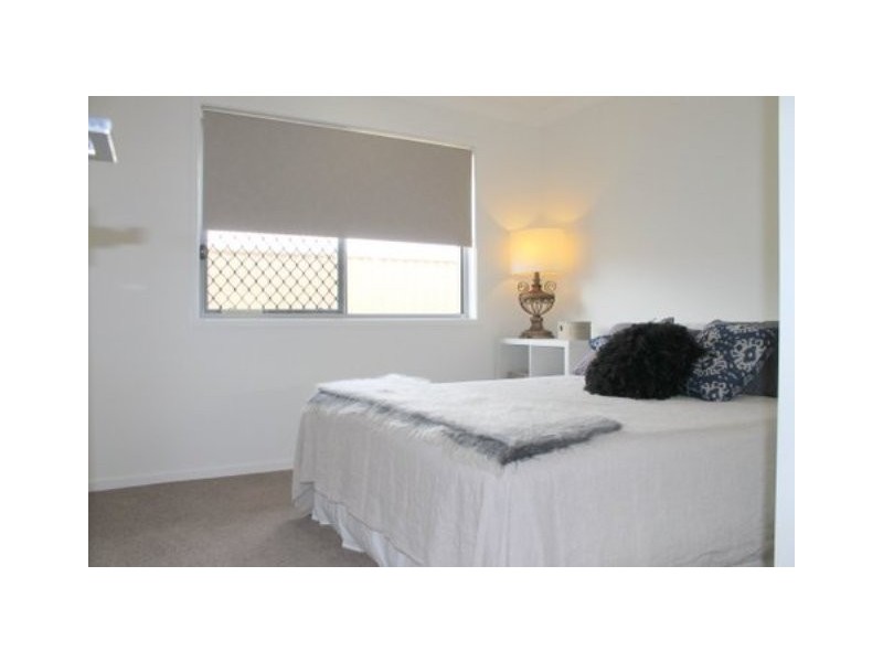 61 Canterbury Road, Emerald QLD 4720