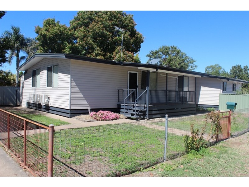 96 Ruby Street, Emerald QLD 4720