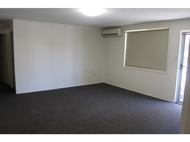 96 Ruby Street, Emerald QLD 4720