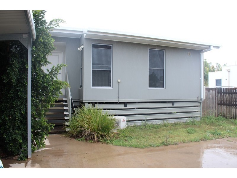 10 Lilly Close, Emerald QLD 4720