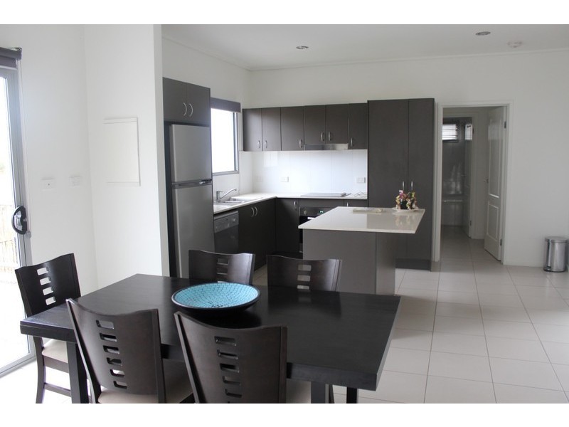 10 Lilly Close, Emerald QLD 4720