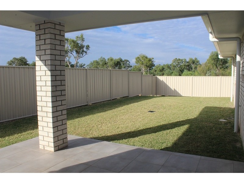 15 Longford Street, Emerald QLD 4720